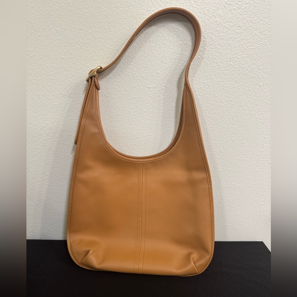 Reloved Coach Ergo 33 in Natural